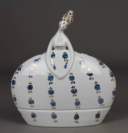 Dama portagioe A