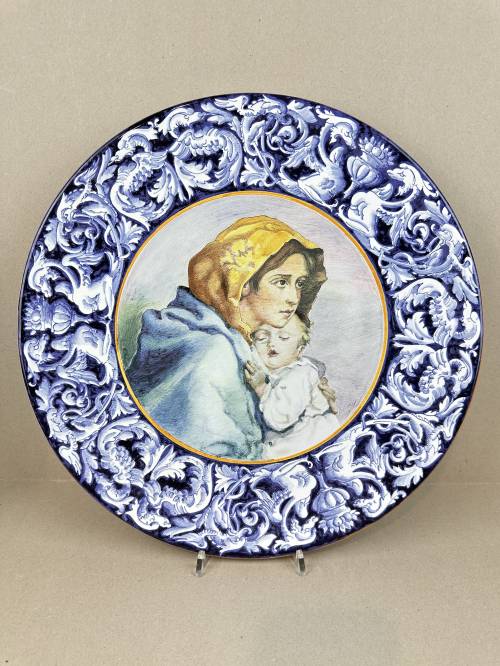 FERRUZZI'S MADONNA DIAMETER 38cm