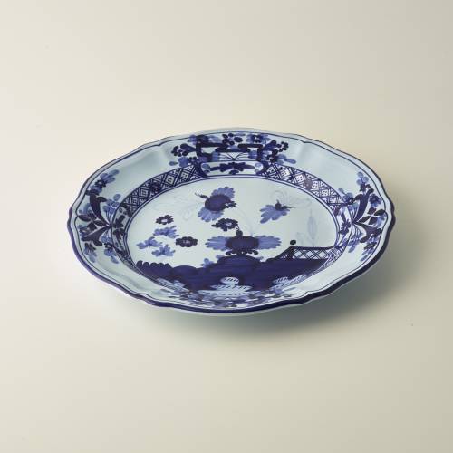 Shallow plate, diameter 22 cm