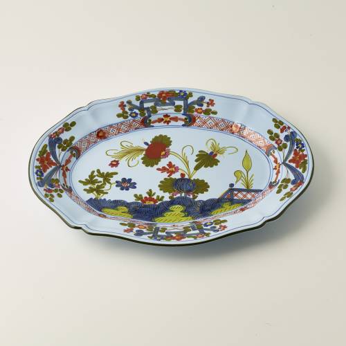 Oval serving dish, 16 x 22 cm