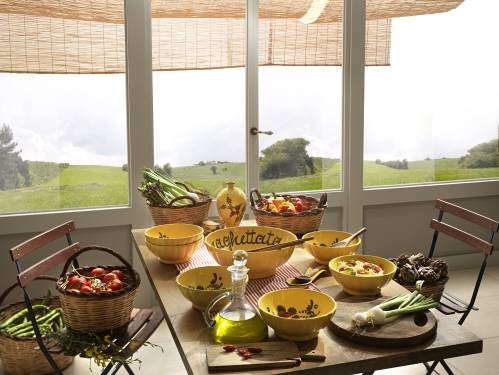 GIALLO FIORE SPAGHETTI SERVICE FOR 6 PERSONS