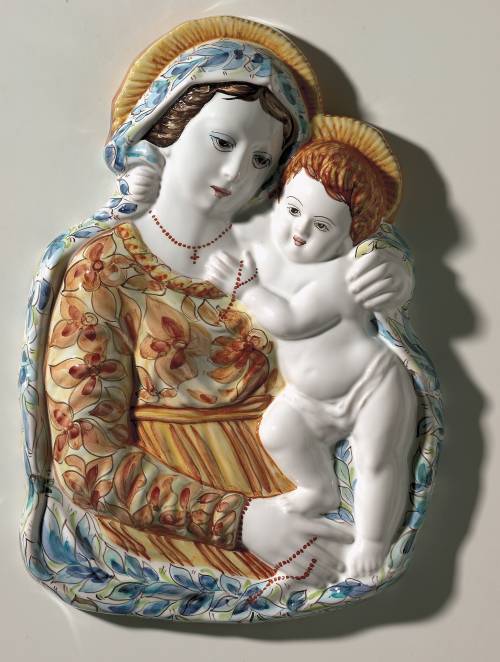 Madona col Bambino.  Dimensioni: 49 x 34 x 6,7 cm. 