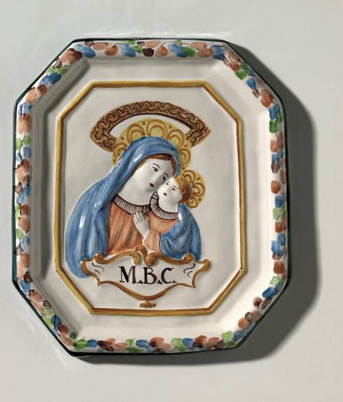 Mater Boni Consilii. Dimensioni: 23,9 x 27,1 x 2,2 cm.